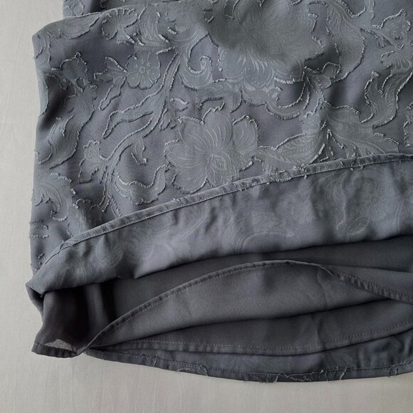 Loft Knee Length Dress Size 8 Petite Frey Flowy Ruffle neckline and Cap Sleeve - Picture 11 of 12